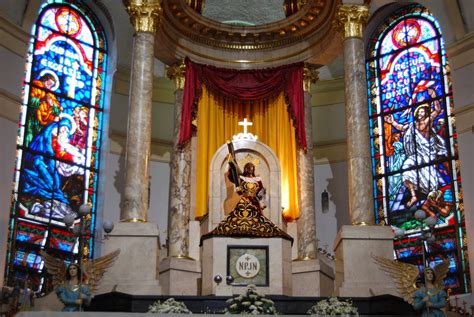 UNIVERSITY OF SANTO TOMAS GRAND ALUMNI: Black Nazarene of Quiapo