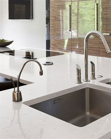 Quartz New Carrara Marmi - Countertops | Carpet Exchange