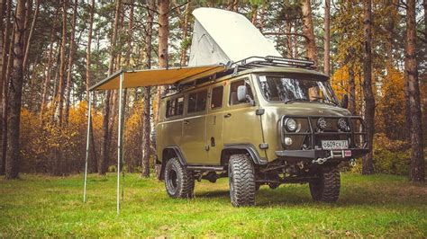 2012 UAZ-452 2206 „Bukhanka“ Offroad Camper / Wohnmobil Kult