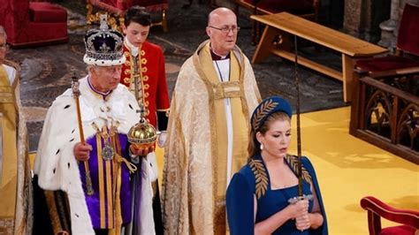 Canada marks King Charles III's coronation with new Crown, Flag ...