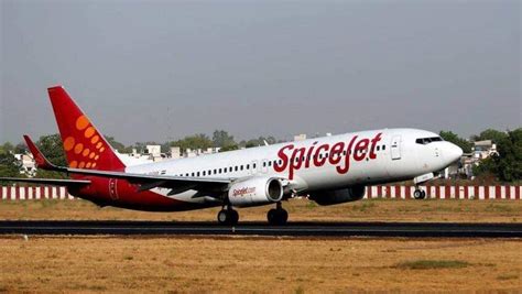 SpiceJet warns of flight delays due to bad weather in Delhi | Today News