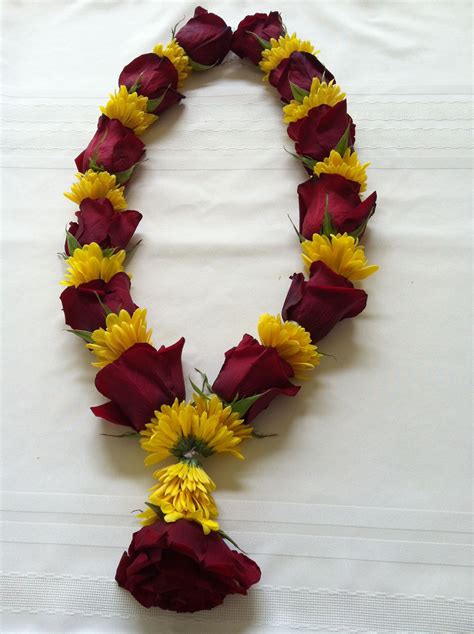 Pin by sabitha chigurupati on Garlands | Flower decorations diy, Flower garland wedding, Flower ...