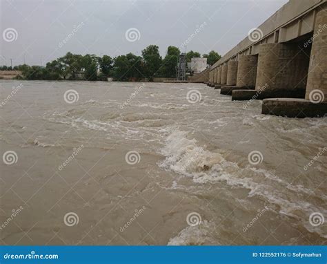 Almanzar jamshoro view stock photo. Image of indus, asking - 122552176