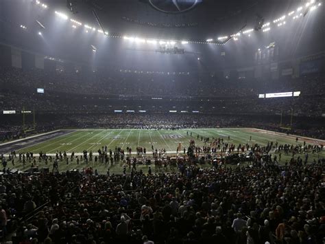 Super Bowl power outage: What went wrong? - CBS News