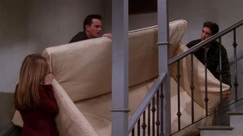 'Friends': La fórmula que demuestra que el sofá de Ross cabía por la escalera