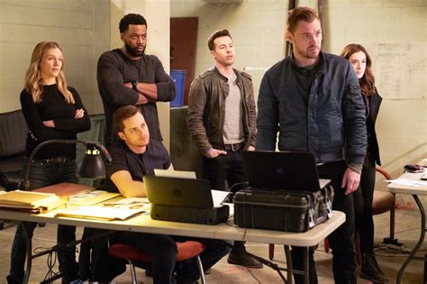 ‘Chicago P.D.’ Cast Gets Choked Up Over Olinsky’s Death: Watch