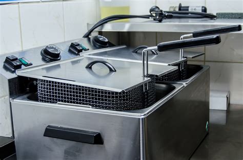 5 Things To Consider Before You Buy Commercial Kitchen Appliances - 5Chat