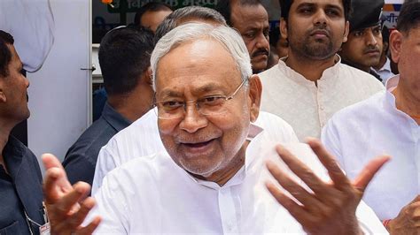 After Naveen Patnaik meet, Nitish Kumar likely to meet Hemant Soren ...