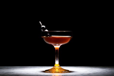 How to Make the Perfect Manhattan | Gear Patrol