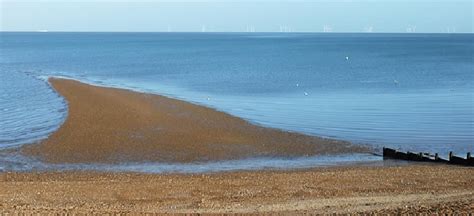 Whitstable Beach and Kitesurfing Guide - The Kitesurf Centre