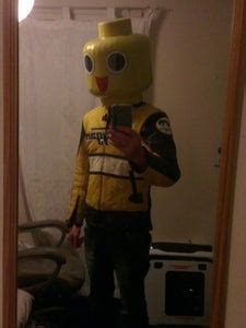 Chuck Greene Cosplay (With Servbot Lego Mask) : 8 Steps (with Pictures) - Instructables