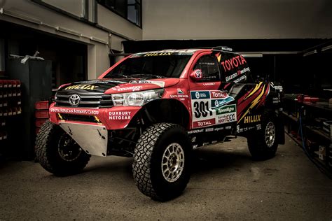 Toyota Ready To Tackle 2017 Dakar Rally With New Hilux Evo | Carscoops