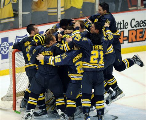 Michigan hockey team finishes run to NCAA tournament with 2-1 win over ...