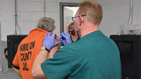 Inmates, guards at Silverdale Detention Center now getting COVID-19 vaccine