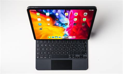 Top 10: The Best Tablets With Keyboards | 2022 Edition