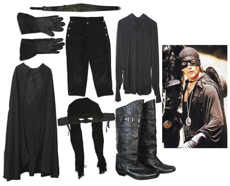 Lot Detail - Antonio Banderas ''Mask of Zorro'' Hero Costume Including the Eponymous Mask ...