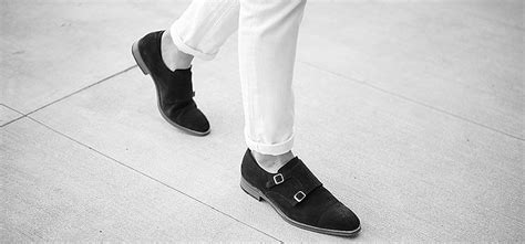 7 Stylish Ways To Wear Black Formal Shoes With Your Outfits