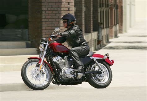 HARLEY-DAVIDSON 883 Custom (2006-2007) Specs, Performance & Photos ...