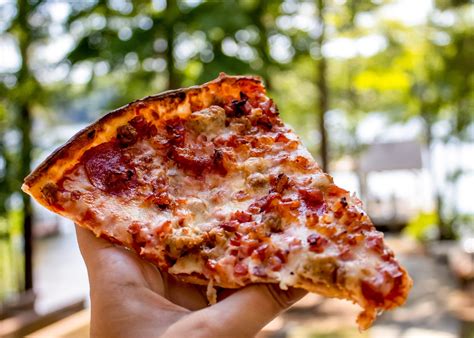 Must-Try Restaurant: Lake Gaston Pizza & More - NC Eat & Play