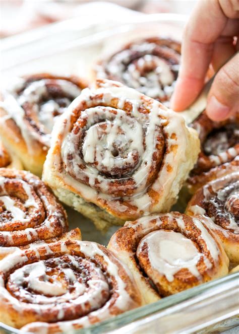 No Yeast Cinnamon Rolls | Gimme Delicious