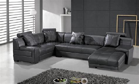 Black Leather Modern Sectional Sofa w/Adjustable Headrest