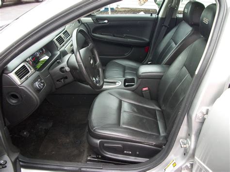 2004 Chevy Impala Interior