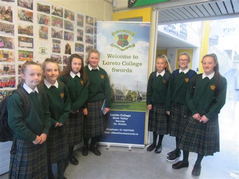 Loreto College Welcomes First Years 2017 – Loreto College Swords