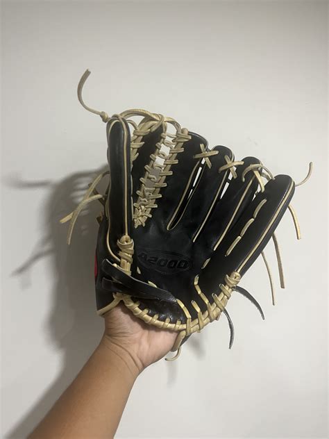 Used 2023 Wilson A2000 Outfield 12.75" Baseball Glove (Great Condition ...