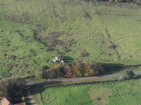 Deserted Medieval Village of Calceby:... © Simon Tomson cc-by-sa/2.0 :: Geograph Britain and Ireland