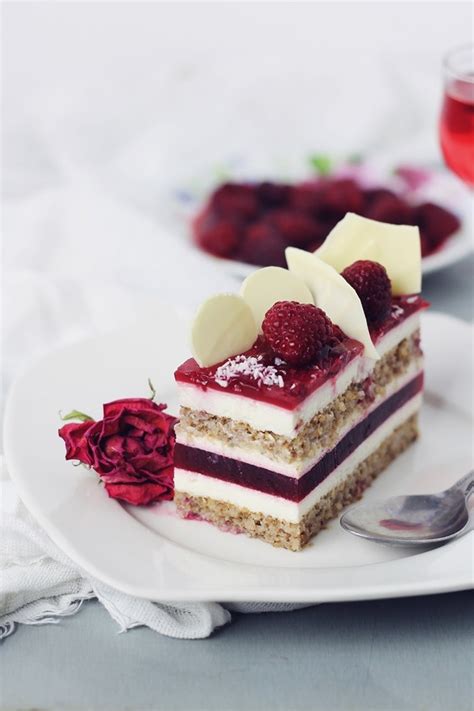 mascarpone mousse cake and raspberry jelly - Sweet Tooth Girl