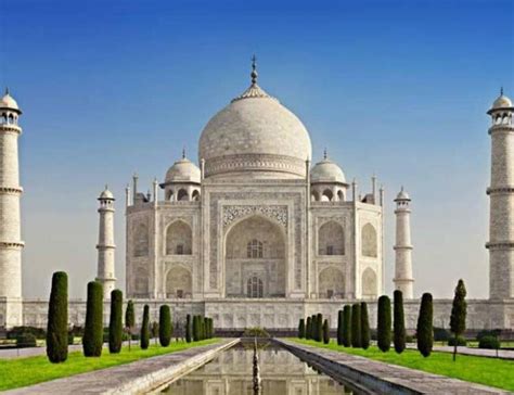 The World’s Greatest Landmarks - Everything Zoomer | Taj mahal, Most ...