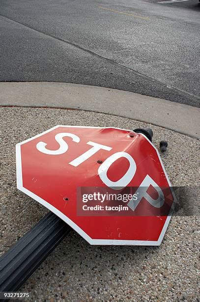 Broken Stop Sign Photos and Premium High Res Pictures - Getty Images