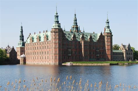 Top 10 Castles to visit in Denmark - Discover Walks Blog