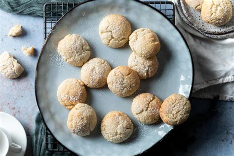 Amaretti Biscuits - Mrs Jones's Kitchen