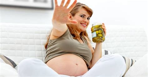 Why Do Pregnant Women Crave Pickles? - Mommybites