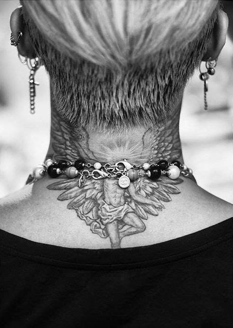 G-Dragon's neck tatt | Jiyong, Dragão g, Tatuagem no pescoço