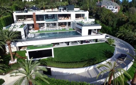 ‘Billionaire’ Bel-Air Mansion by Bruce Makowsky back on the Market for ...