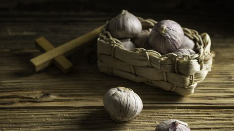 Why Are Vampires Believed To Hate Garlic?