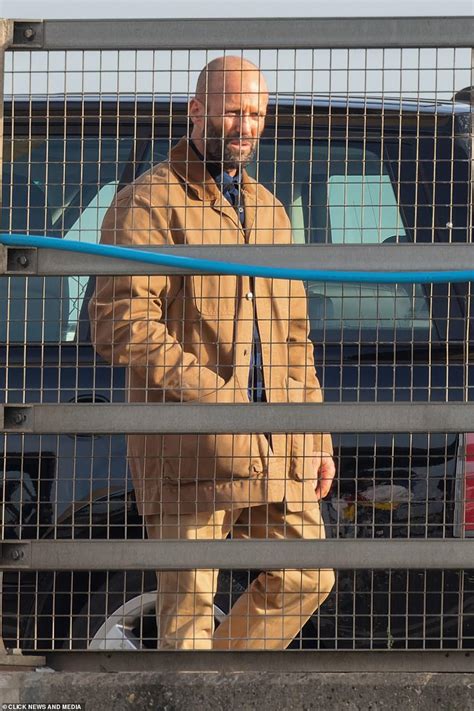 EXC: Jason Statham shuts down Kent bridge to shoot chase sequence for his new film The Beekeeper ...