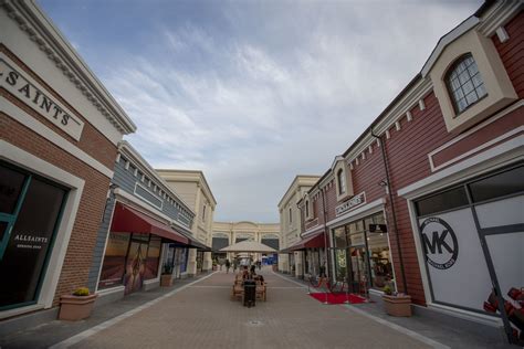 McArthurGlen Designer Outlet Vancouver Airport | New stores … | Flickr