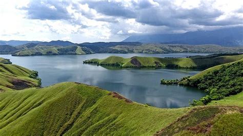 Keindahan Danau Sentani di Papua yang Kembali Menarik Perhatian - Lifestyle Liputan6.com