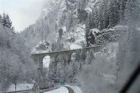 TravelMarx: Mount Blanc Tunnel