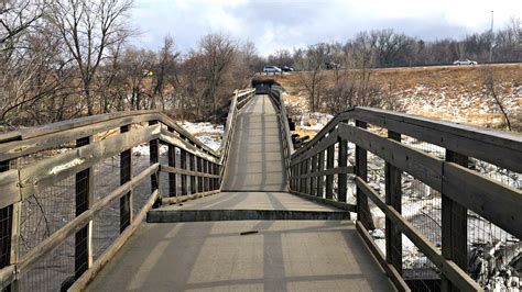 Central Iowa weather: Trestle Trail Bridge in Johnston collapses in ice jam