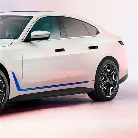 BMW i4 2025 :: Behance