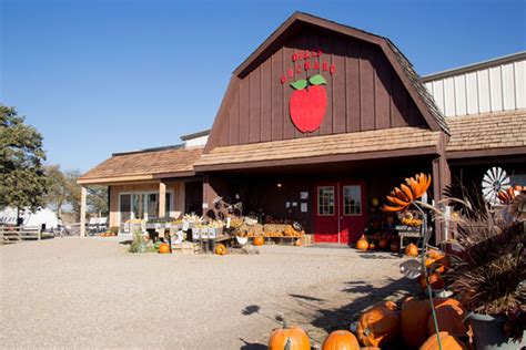 Apple-Barn - Deal's Orchard