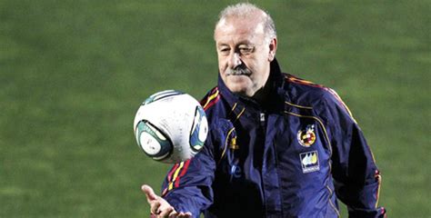 Discarded Del Bosque honoured by Real Madrid - Sport - DAWN.COM