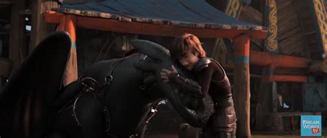 hiccup hugging Toothless How To Train Your Dragon 3 Trailer | How train your dragon, How to ...