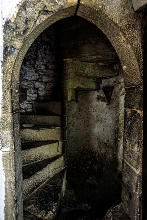 Leap Castle Ireland: Ghost and Haunted History - Amy's Crypt