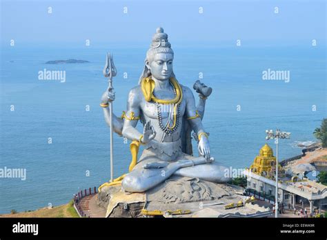 Shiva Statue at Murudeshwar temple India , Tallest Siva Sculpture Stock ...