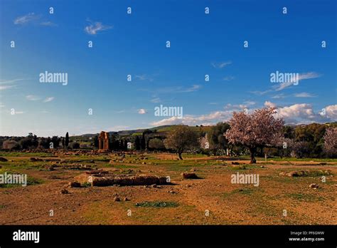 Valley of the Temples, Agrigento Stock Photo - Alamy